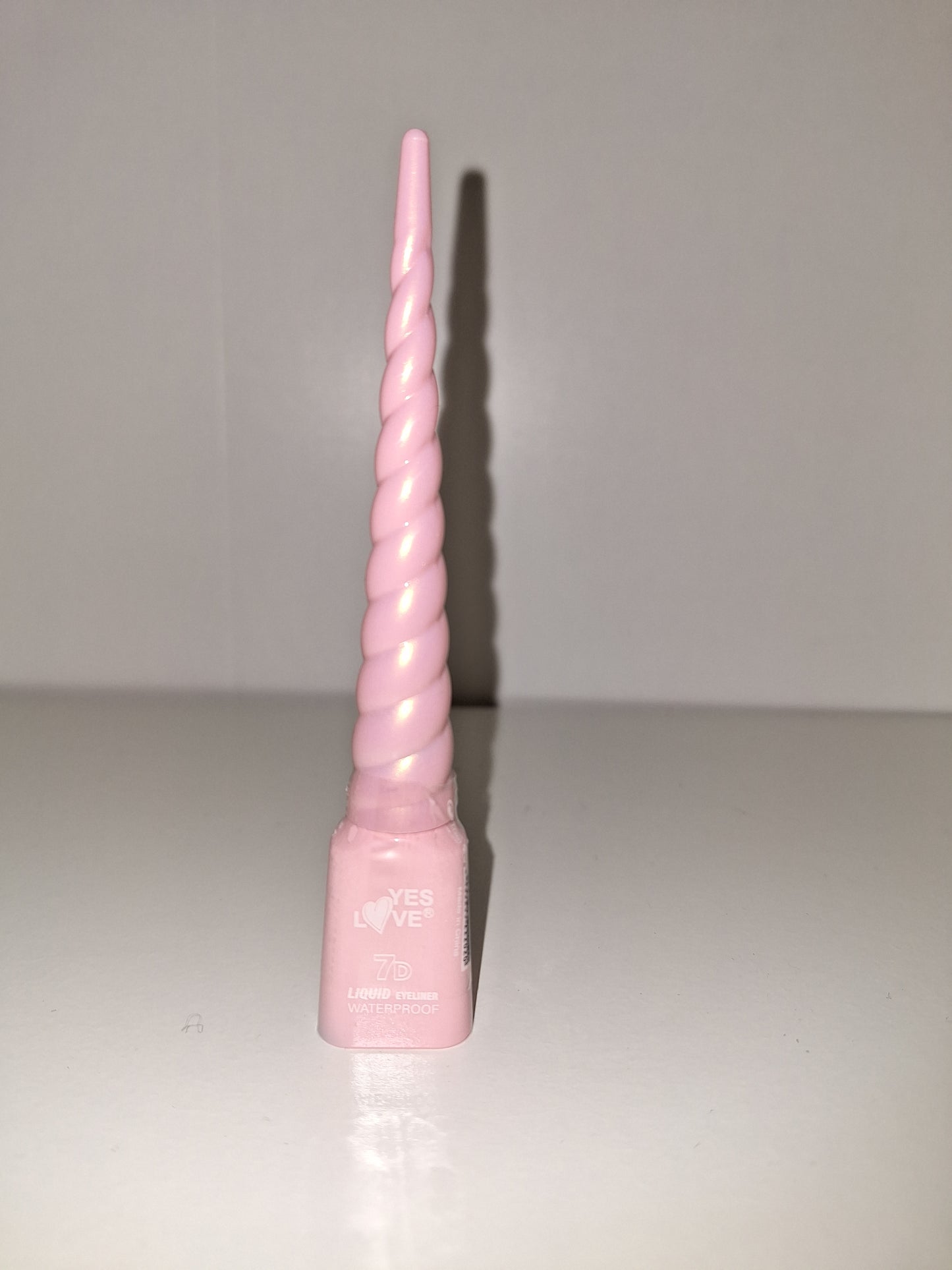 Unicorn Liquid Eyeliner - Yes Love