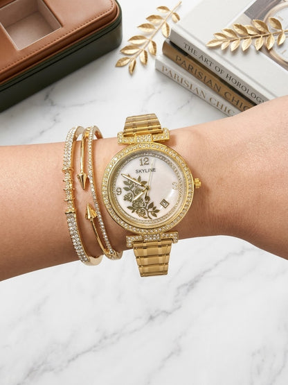 Set de Reloj "Skyline" Dorado y Dos Pulseras con Detalles de Cristales