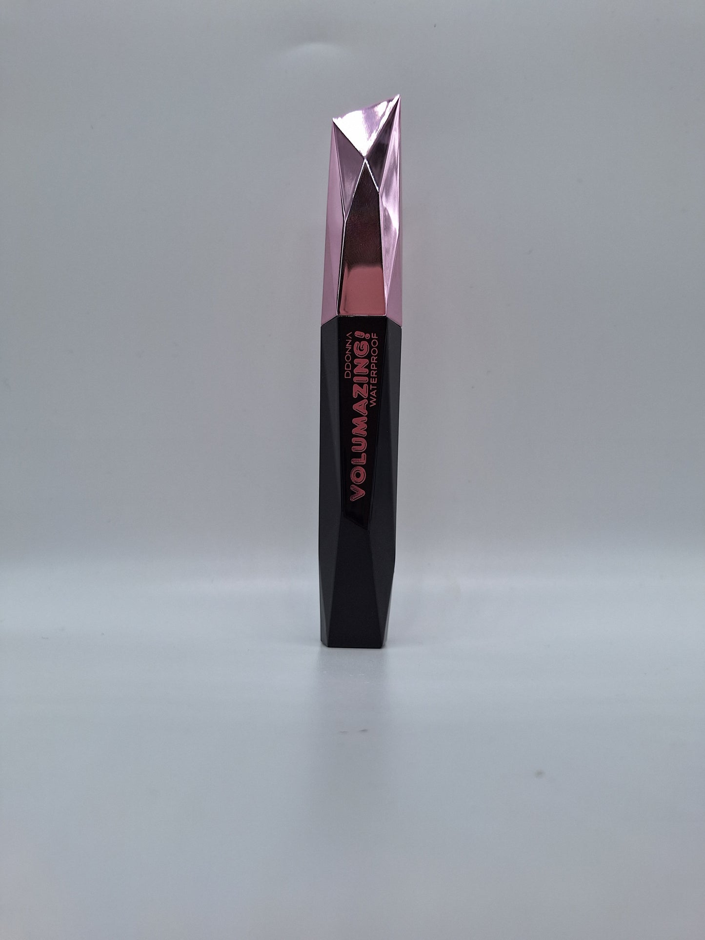 Volumizing mascara