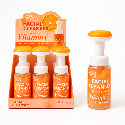 Limpiador facial con Vitamina C en envase con dispensador y caja expositora de cosméticos